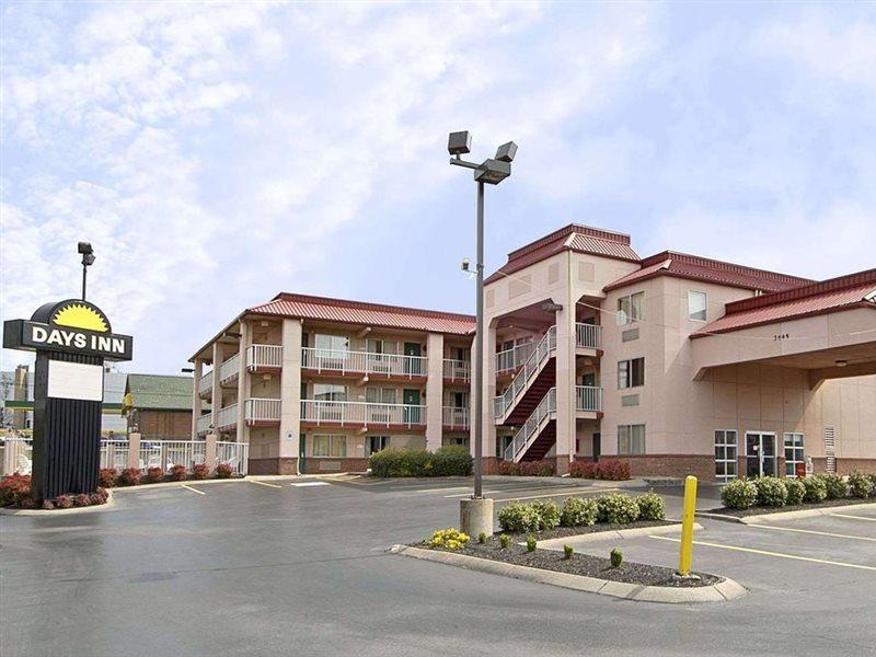 Super 8 By Wyndham Nashville Near Downtown / I-40 Eksteriør bilde