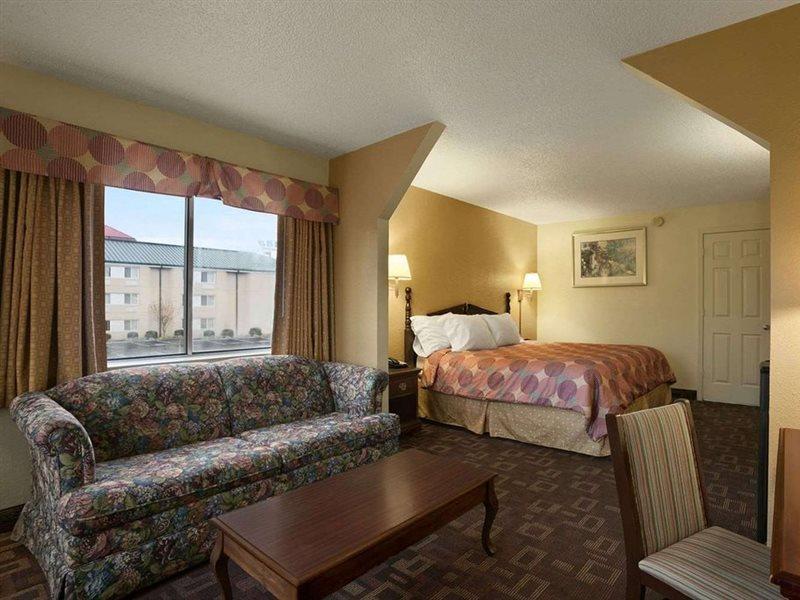 Super 8 By Wyndham Nashville Near Downtown / I-40 Eksteriør bilde