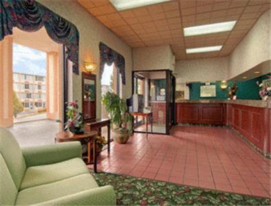 Super 8 By Wyndham Nashville Near Downtown / I-40 Eksteriør bilde